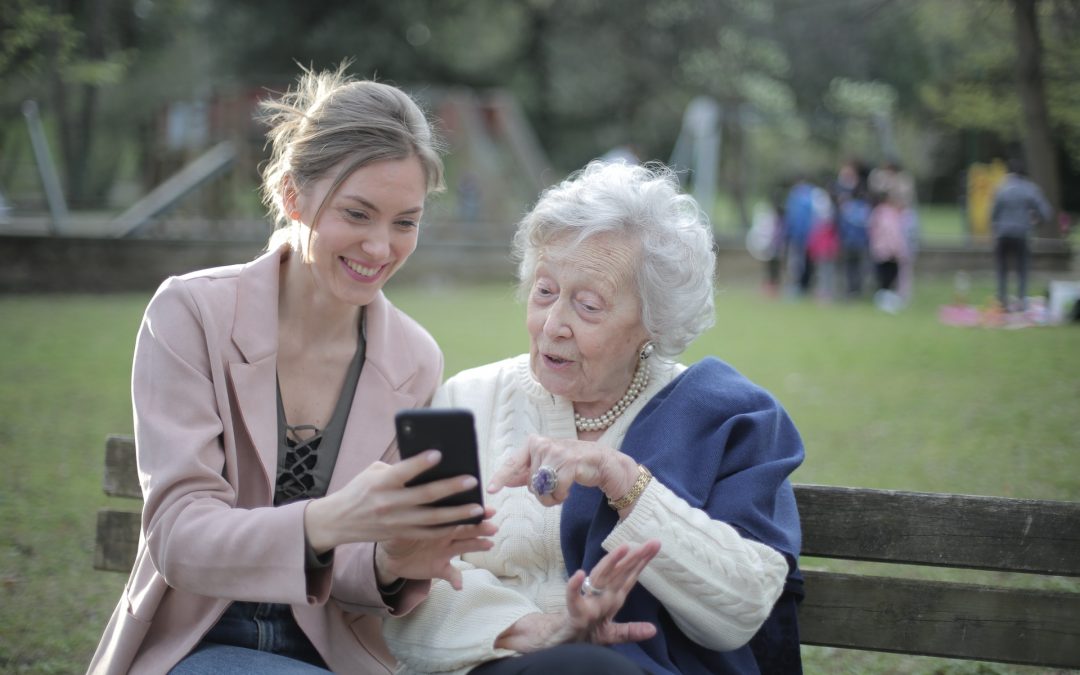 What Are The Early Warning Signs of Parkinson’s Disease?
